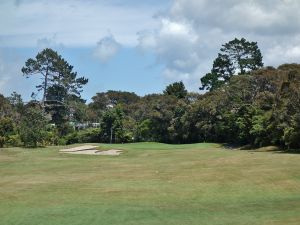 Titirangi 12th Approach